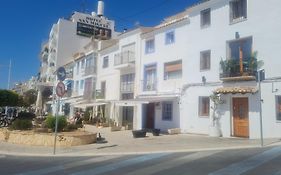Encantadora casa marinera frente al mar